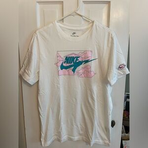 Men’s Nike Club t-shirt, size: medium